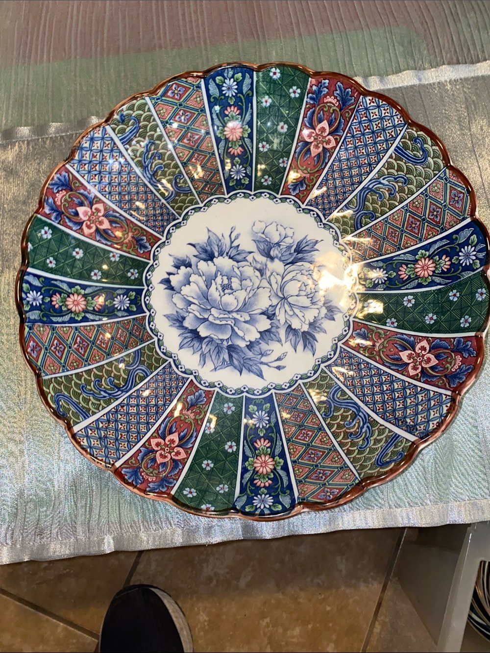 Vintage 1970’s Mino Pottery Porcelain Floral Porcelain Bowl